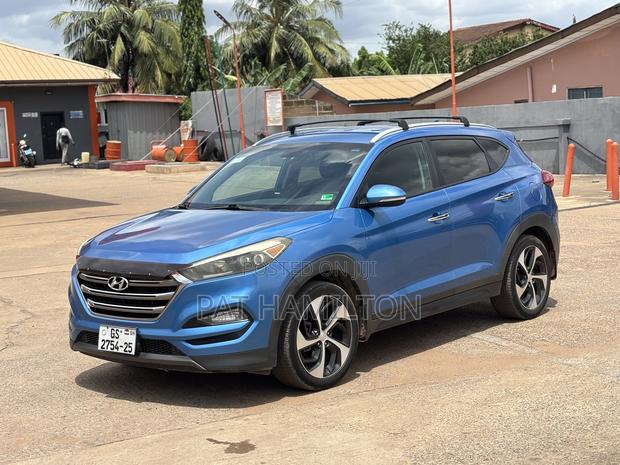 Hyundai Tucson 2015 Blue