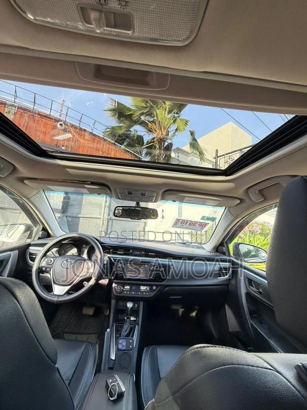 Toyota Corolla S Plus 4dr Sedan (1.8L 4cyl CVT) 2016 Silver