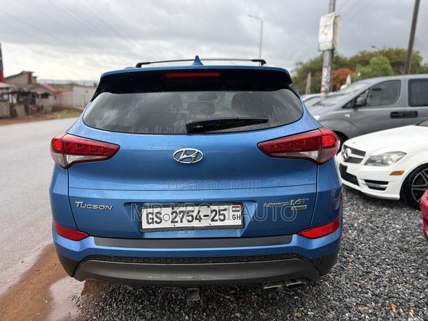 Hyundai Tucson 2017 Blue