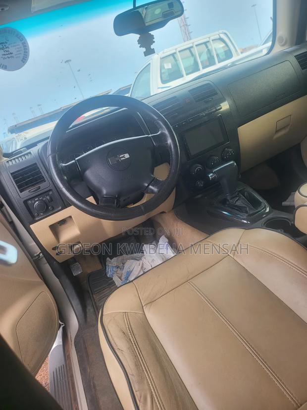 Hummer H3 SUV Sport Utility 2006 Gold