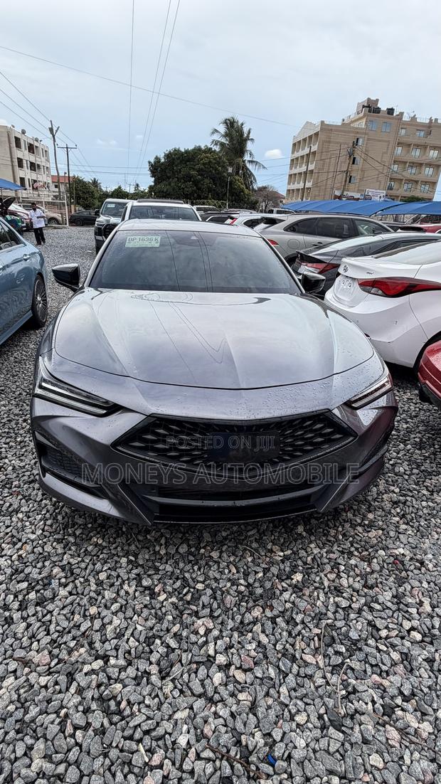 Acura TLX 2023