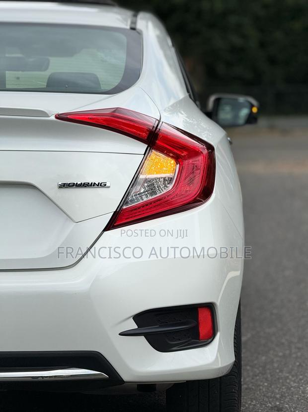 Honda Civic Touring Sedan 2020 White