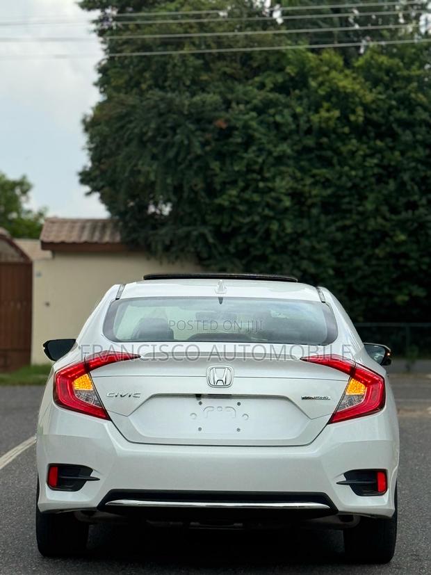 Honda Civic Touring Sedan 2020 White