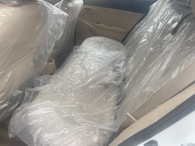 Toyota Corolla 2016 White