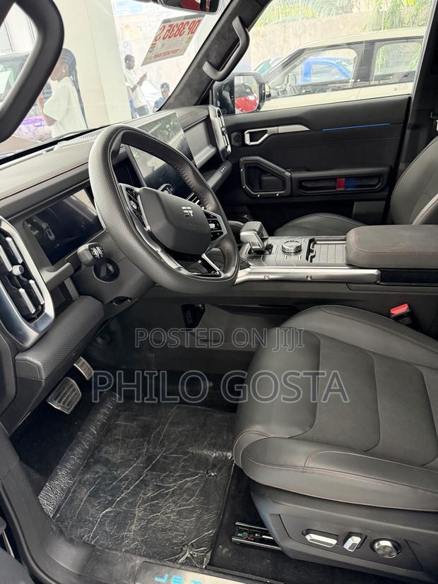 Jetour T2 2.0 Petrol AWD 2023 Black