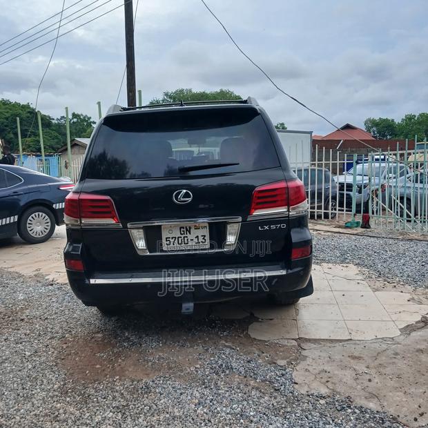 Lexus LX 570 AWD 2013 Black