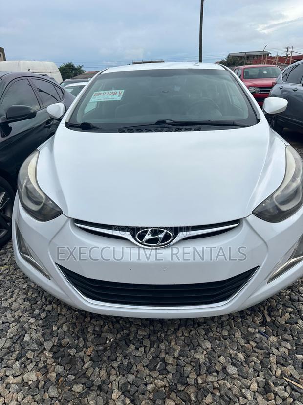 Hyundai Elantra 2016 White