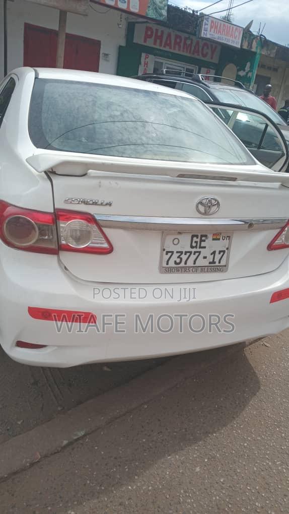 Toyota Corolla LE 4dr Sedan (1.8L 4cyl 4A) 2013 White
