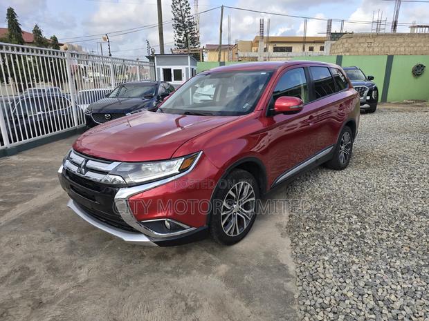 Mitsubishi Outlander SE AWC 2018 Burgundy