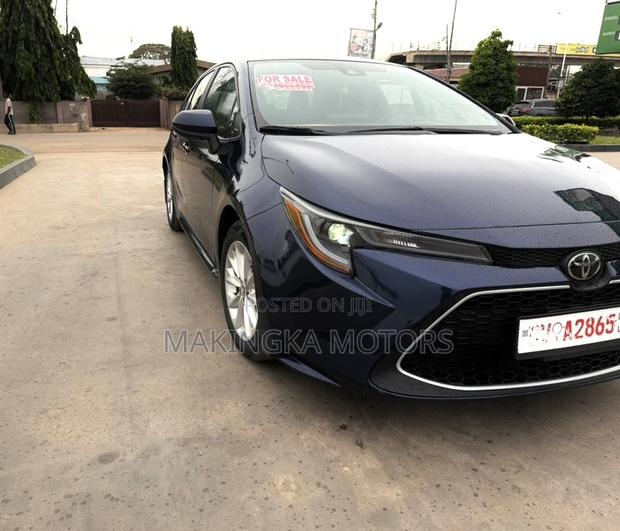 Toyota Corolla LE 2022 Blue