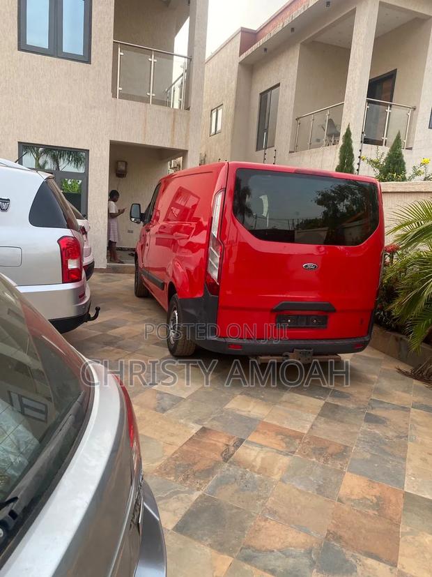 Ford Transit 2015 Red