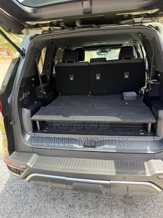 Lexus LX 700h 2025 Green