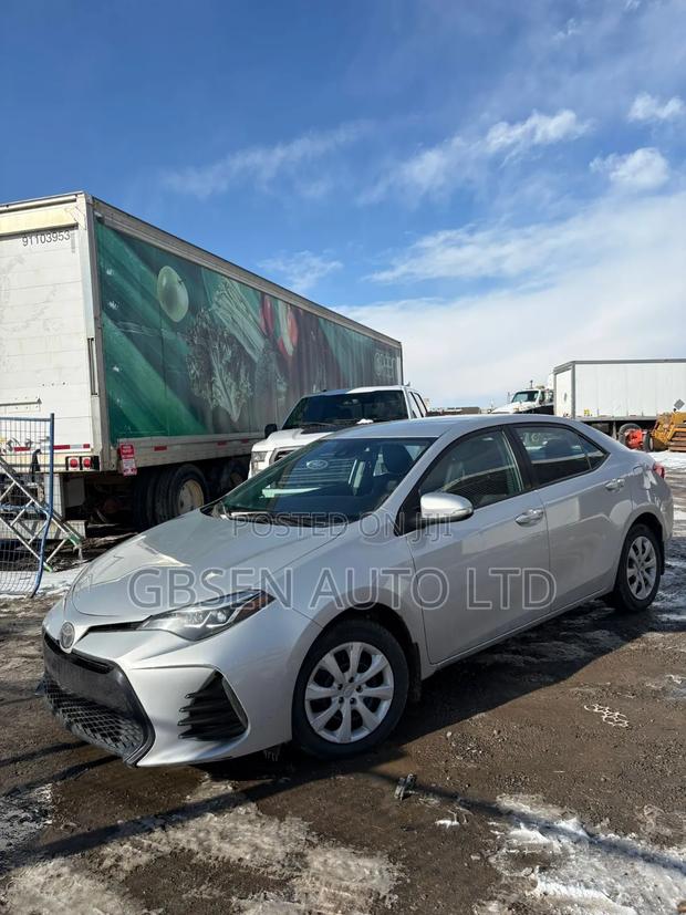 Toyota Corolla LE Eco (1.8L 4cyl 2A) 2019 Silver
