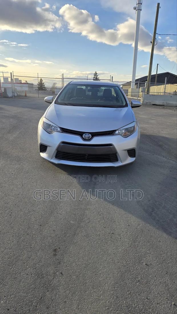 Toyota Corolla LE Eco 4dr Sedan (1.8L 4cyl CVT) 2015 Silver