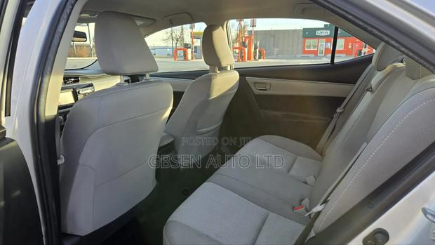Toyota Corolla LE Eco 4dr Sedan (1.8L 4cyl CVT) 2015 Silver