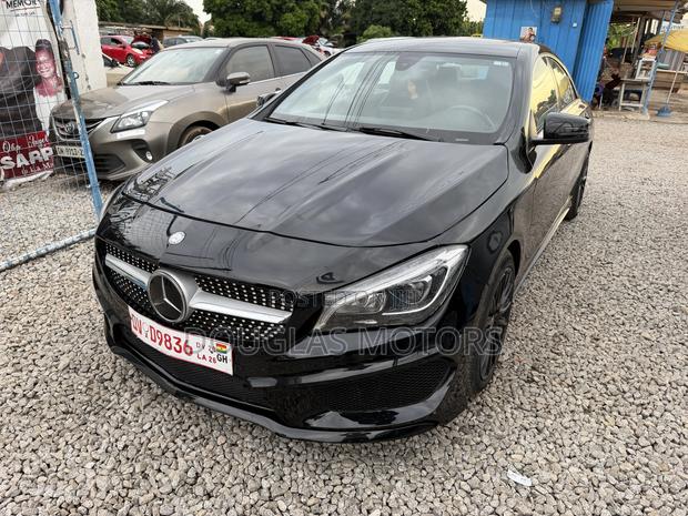 Mercedes-Benz GLA 250 2015 Black