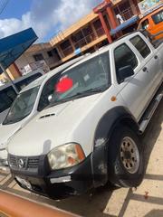 Nissan Hardbody 2012 White for sale