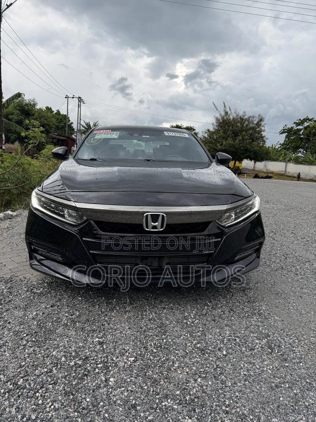Honda Accord Sport (2.0L 4cyl Turbo 6M) 2019 Black