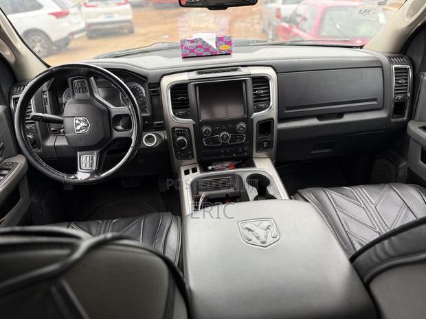 Dodge RAM 1500 3.6 Petrol AWD 2015 Blue