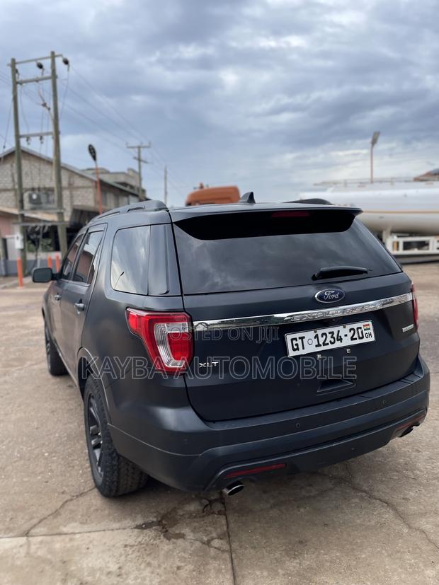 Ford Explorer 2017 Black