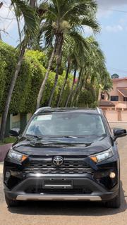 Toyota RAV4 XLE 2022 Black for sale
