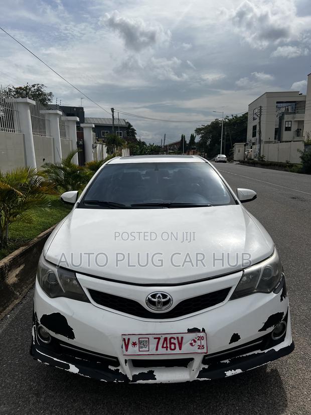 Toyota Camry 2014 White