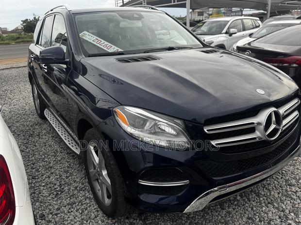 Mercedes-Benz GLE-Class GLE 350d 4MATIC 2017 Blue