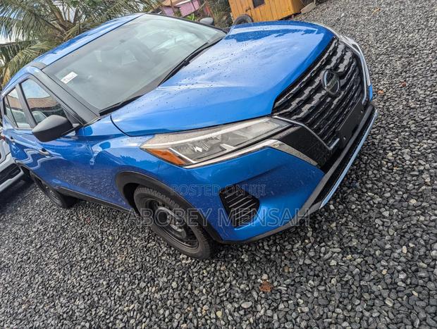 Nissan Kicks 2022 Blue