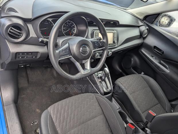 Nissan Kicks 2022 Blue