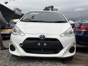 Toyota Aqua 2015 White for sale