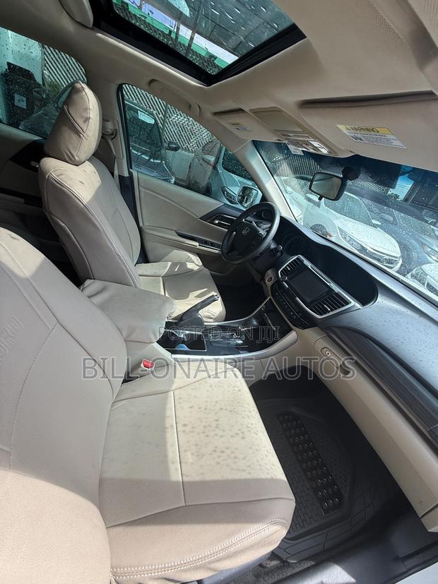 Honda Accord EX 4dr Sedan FWD (2.4L 4cyl 2A) 2017 White
