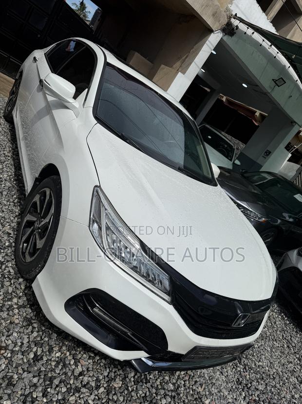Honda Accord EX 4dr Sedan FWD (2.4L 4cyl 2A) 2017 White