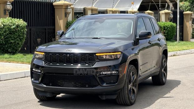 Jeep Grand Cherokee Limited 4x4 2024 Black