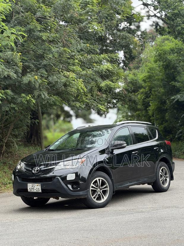 Toyota RAV4 LE 4dr SUV (2.5L 4cyl 6A) 2015 Black