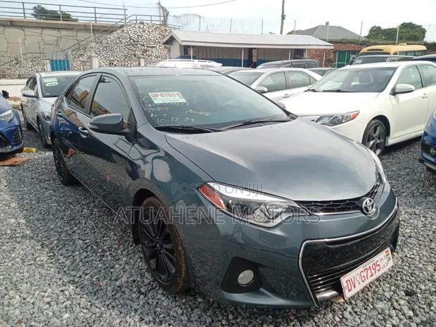 Toyota Corolla L 4dr Sedan (1.8L 4cyl 4A) 2015