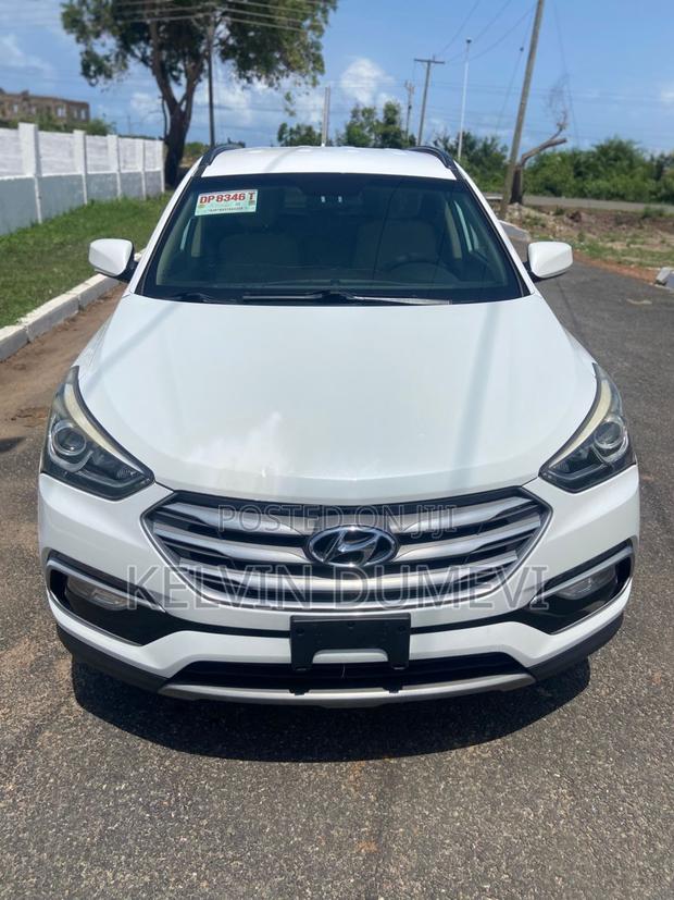 Hyundai Santa Fe Limited AWD 2017 White