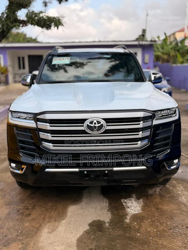 New Toyota Land Cruiser First Edition 2026 Black