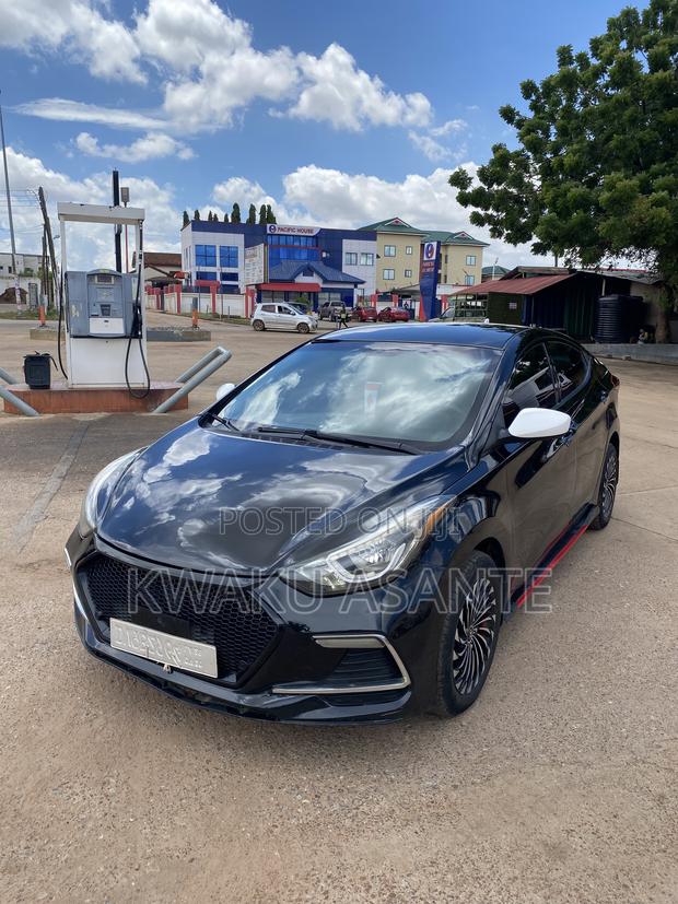 Hyundai Elantra 2015 Black