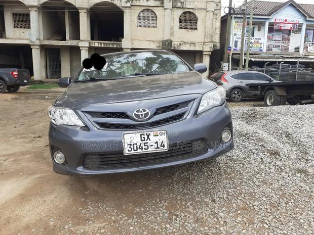 Toyota Corolla 2010 Gray