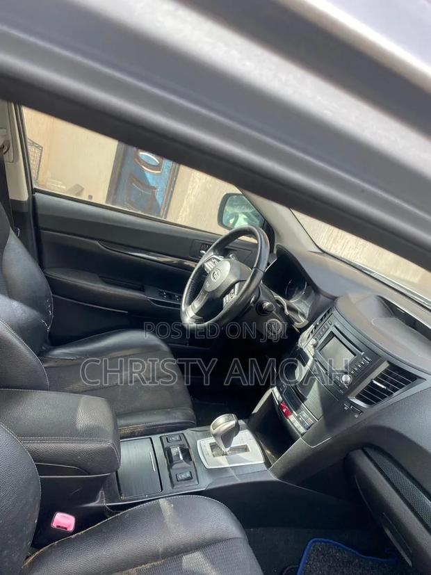 Subaru Outback 2014 Silver