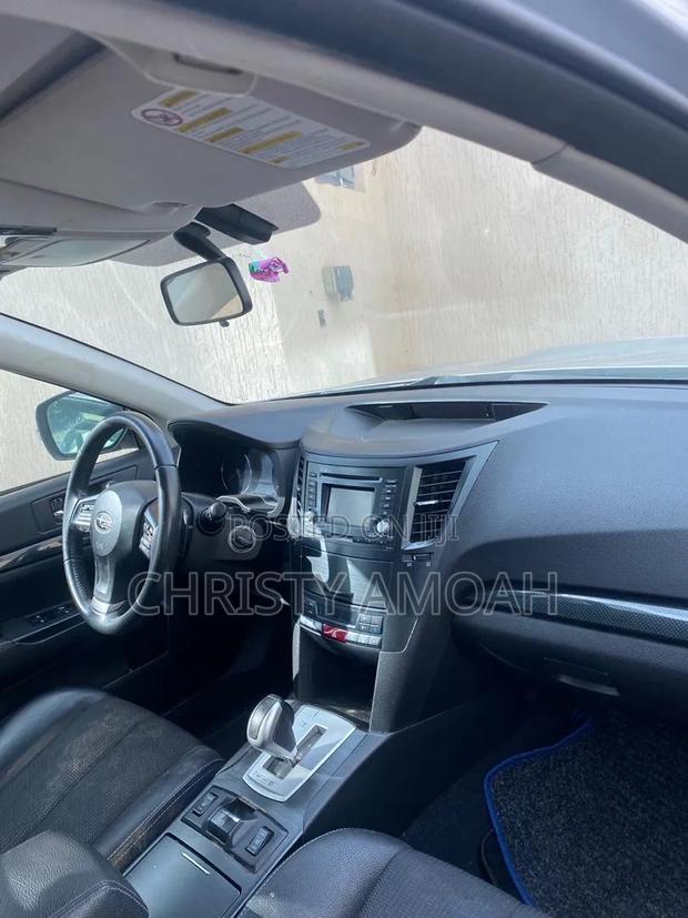 Subaru Outback 2014 Silver