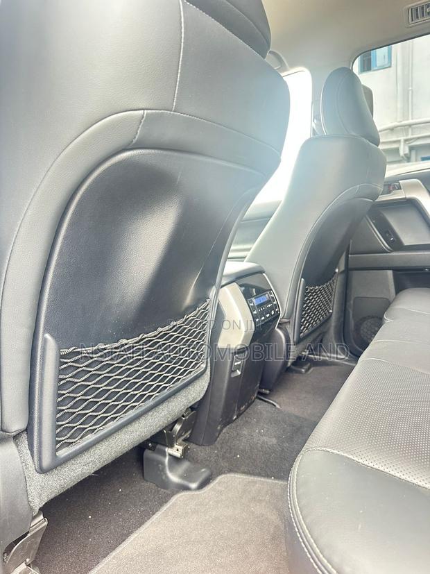 Toyota Land Cruiser Prado 2023 Gray