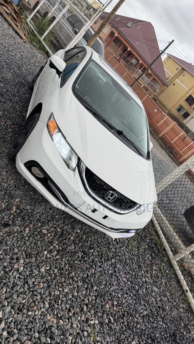 Honda Civic 2015 White
