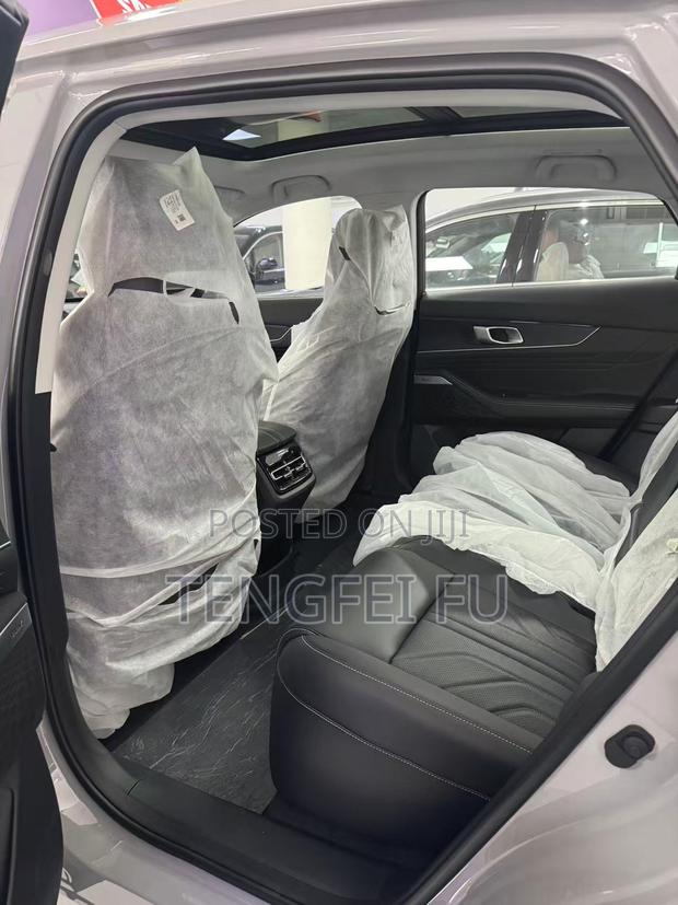 New Changan UNI-K 2.0 Petrol AWD 2025 Gray