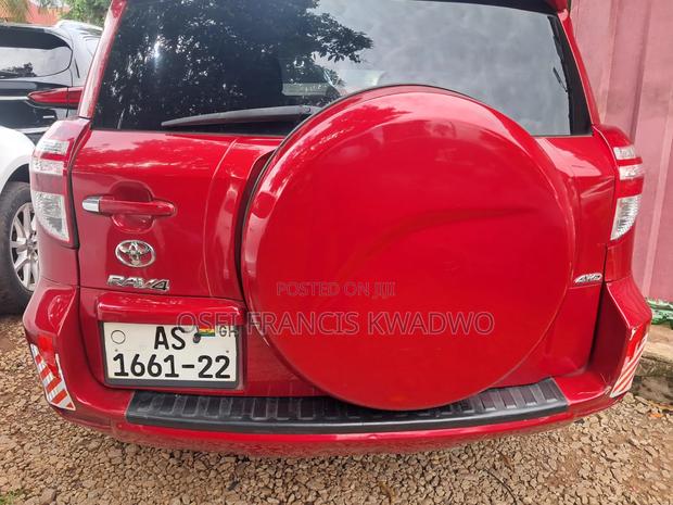 Toyota RAV4 2012 Red