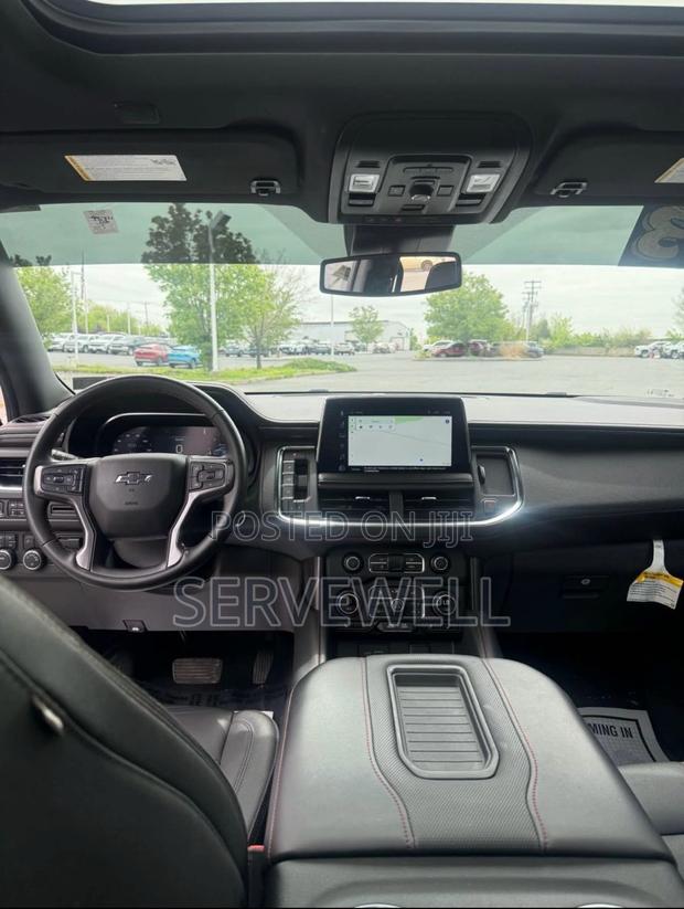 Chevrolet Suburban RST 2023 Black