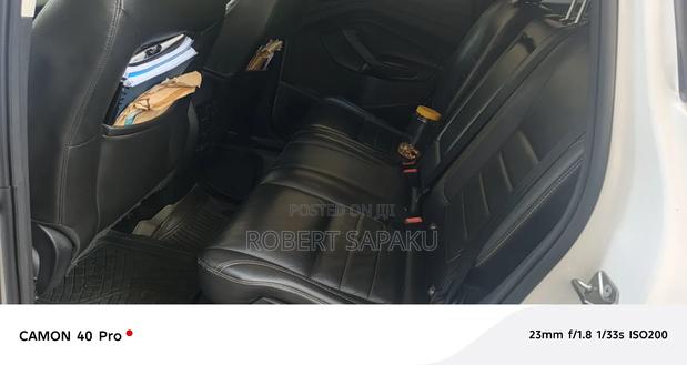 Ford Escape SE 4dr SUV (1.6L 4cyl Turbo 6A) 2015 White