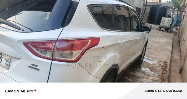 Ford Escape SE 4dr SUV (1.6L 4cyl Turbo 6A) 2015 White