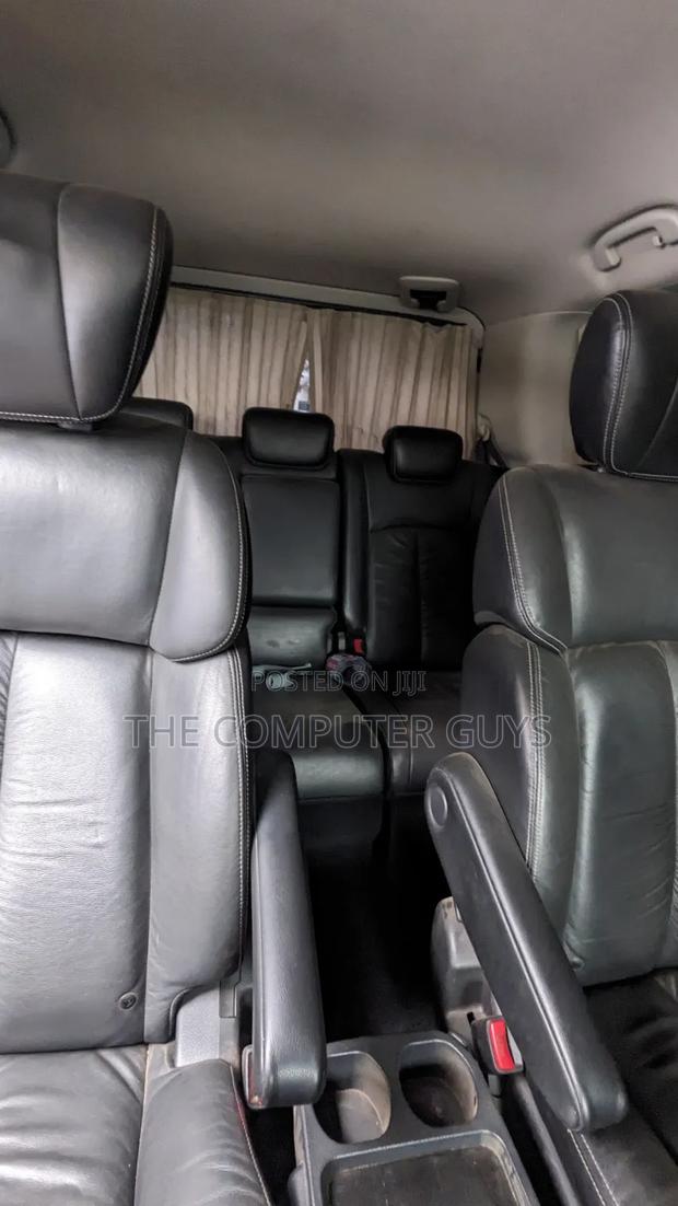 Nissan Grand 2014 Silver