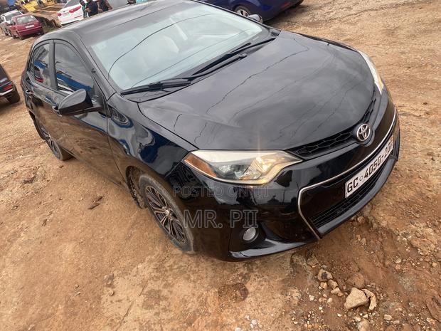 Toyota Corolla 2016 Black